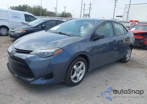 2017 Toyota Corolla Le z USA, uszkodzony, nr VIN 5YFBURHE6HP658876